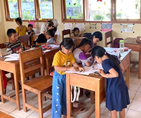 The Health and Wellness Benefits of Volunteering Abroad